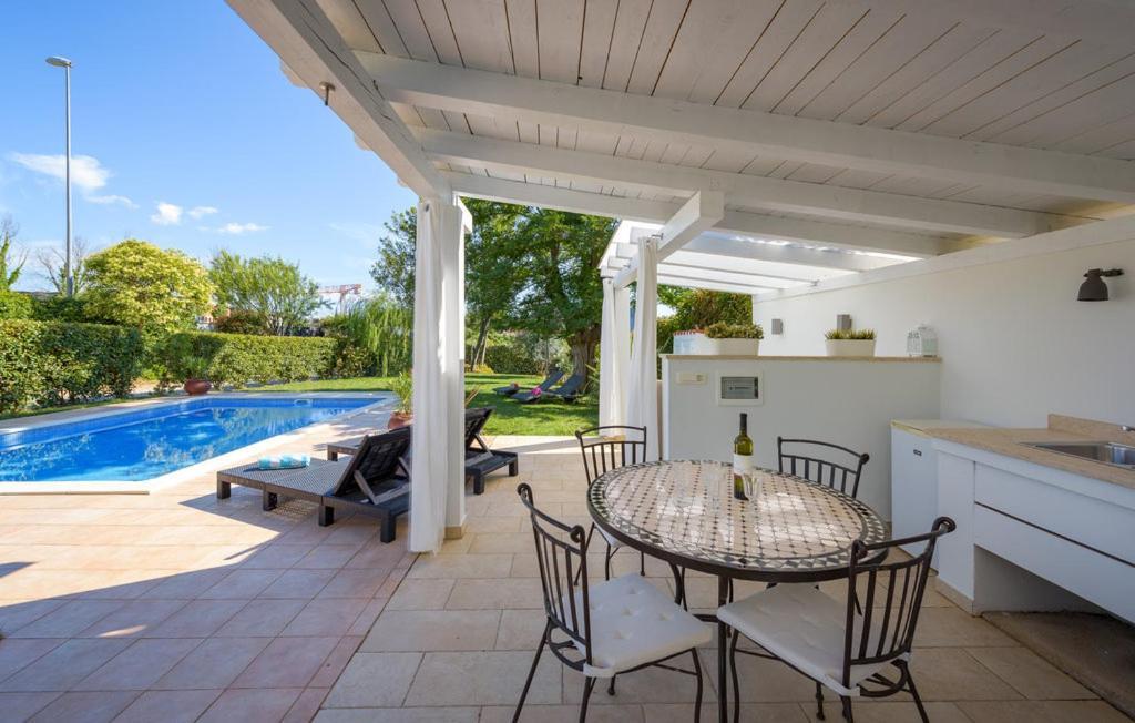 Villa Vigneri Novigrad  Exterior photo